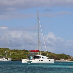 croisiere-privative-grenadines-catamaran-L420-01